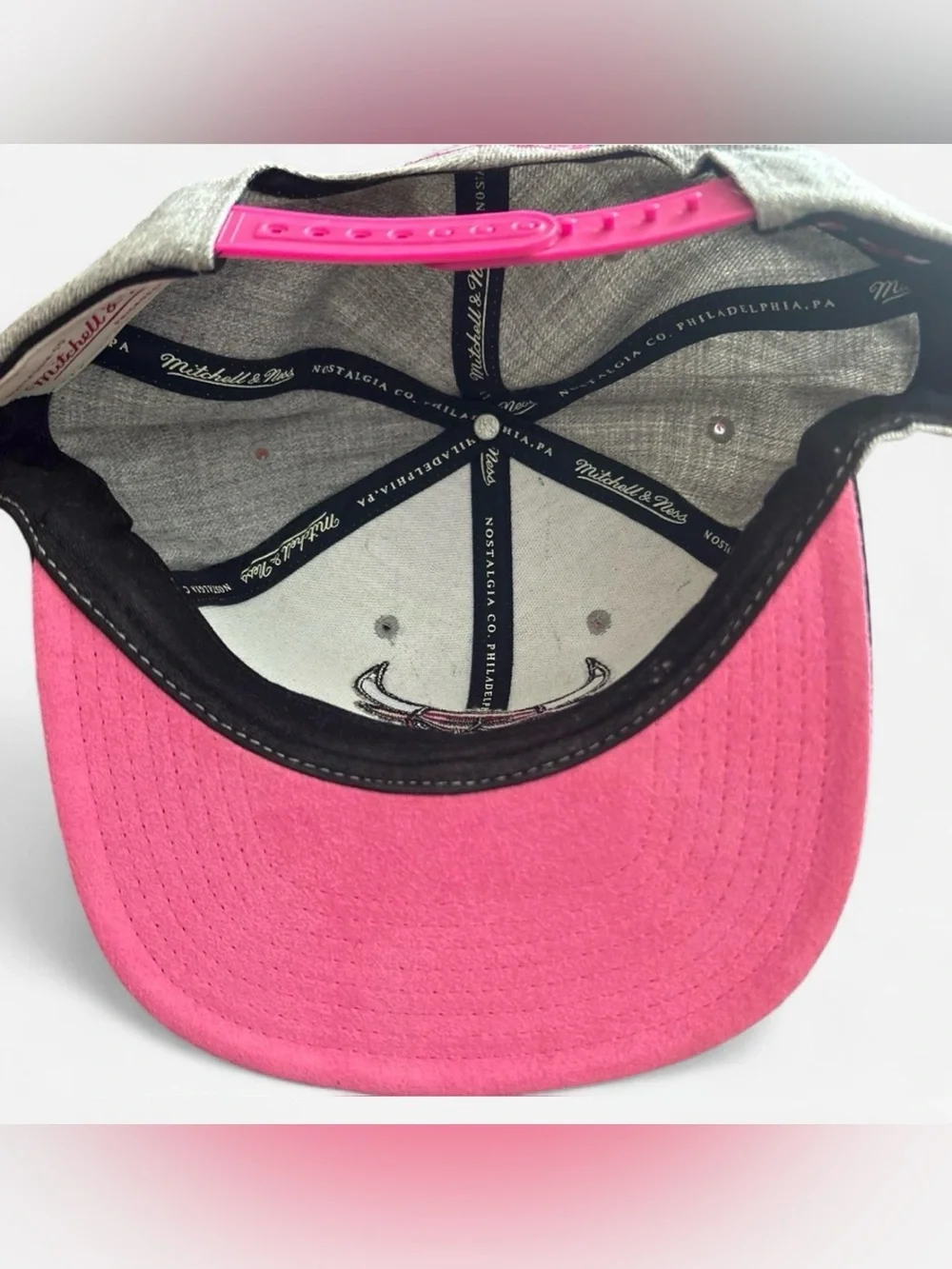 Mitchell & Ness Gray and Black Bulls Logo Snapback with Pink Accents
